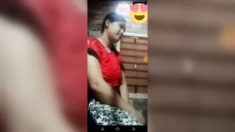 GF Showing Her Naked Body During Late Night Video Call