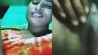 Neighbor Wife Fingering Her Wet Pussy On Scandalous Mms Tape