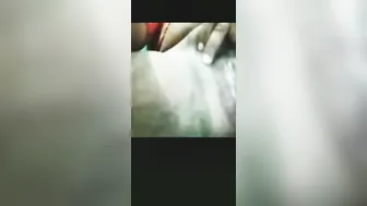 Neighbor Wife Fingering Her Wet Pussy On Scandalous Mms Tape