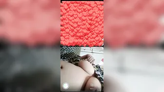 Married Woman Lifting Her Top Revealing Her Massive Melons