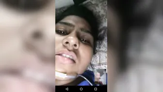 My Horny GF Spreading Her Wet Pussy On Live Cam Show