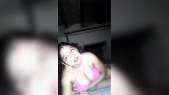 Curvy Village Wife Fingering Herself Deep In Amateur Footage