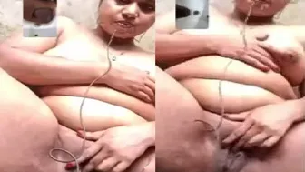 Village Bhabhi Fingering Herself On Video Call Getting Crazy