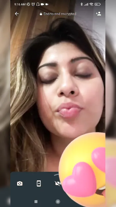 Married Bhabhi Getting Wild On Video Call Showing Huge Boobs