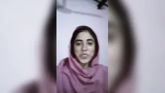 Horny Village Wife Masturbating With Carrot In Kitchen Alone