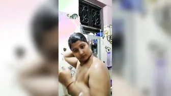 Milk Tanker Bhabhi Taking Steamy Bath Naked Getting All Wet