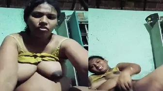 Tamil Aunty Playing With Her Pussy In This Leaked Private Clip