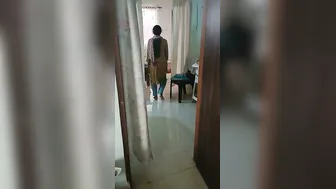 Gorgeous Babe Giving Me Head For Some Extra Cash On The Side