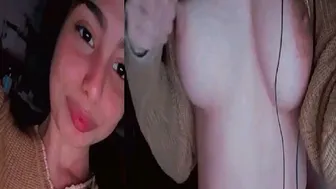 Cute GF Taking Topless Selfies Leaking Online Today