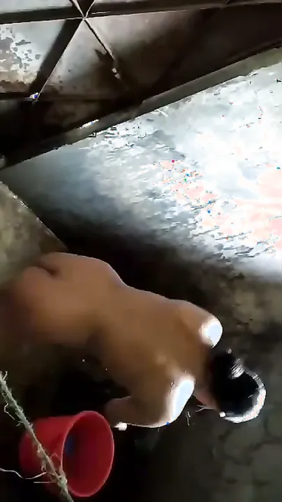 Bhabhi Taking Bath Naked Caught On Hidden Camera At Home