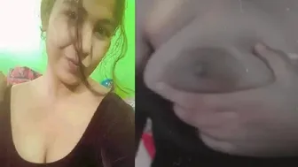 Bengali GF Flaunting Massive Boobs On Hidden Camera