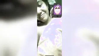 Bengali GF Flaunting Massive Boobs On Hidden Camera