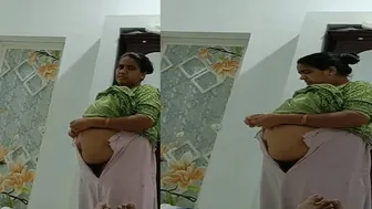 Busty Aunty Caught Naked On Hidden Camera While Changing Now