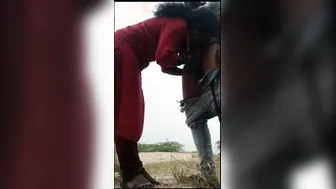 Horny Neighbor Aunty Sneaking Out For Outdoor Fun With Me