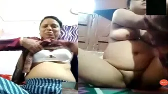 Mature Aunty Getting Wild On Late Night Video Call With Me