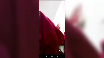 Married Aunty Spreading Her Pussy During Naughty Video Call