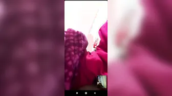 Married Aunty Spreading Her Pussy During Naughty Video Call