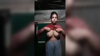Village Gf Fingering Her Wet Pussy In Front Of Camera Alone