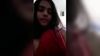 Horny Desi Girl Fondling Her Big Boobs In Private Video