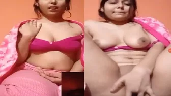Bengali GF Fingering Her Wet Pussy In Viral Naked Clip