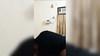 Horny Bhabhi Getting Her Big Tits Pressed And Nipples Sucked