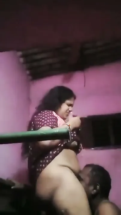 Busty Married Bhabhi Getting Her Pussy Eaten By Secret BF