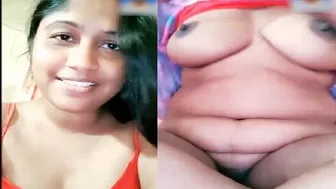 Bhabhi Rubbing Her Wet Pussy Squeezing Her Big Boobs Moaning