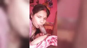 City Wife Sucking And Riding Giving Him Complete Satisfaction