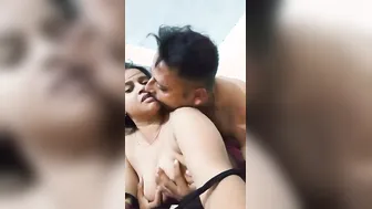 Bhabhi Letting Her BF Squeeze Her Boobs During Sex Hard