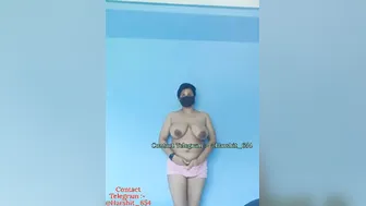 Busty Married Woman Performing Her Private Show For The Camera