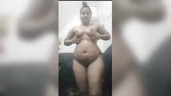 Chubby Married Bhabhi Filming Herself Bathing Nude At Home