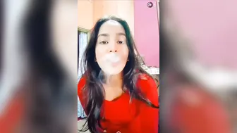 Fair Skinned GF Exposing Her Thick White Ass In Leaked Mms