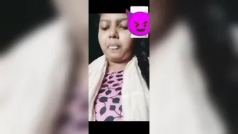 Chubby Desi Babe Teasing With Her Thick Ass In Bedroom Mirror