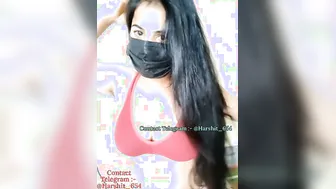 Busty South Indian Babe Flaunting Her Curves In Solo Cam Show