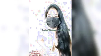 Busty South Indian Babe Flaunting Her Curves In Solo Cam Show