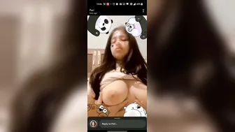 GF Flashing Her Big Tits On Video Chat Gone Viral