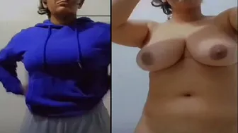 Desi GF Topless Revealing Massive Boobs In Leaked Video