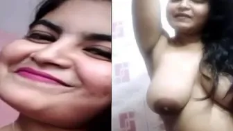Chubby Babe Playing With Her Huge Melons In Viral Private Clip