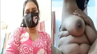 GF Doing Private Boob Show Exposing Everything On Call