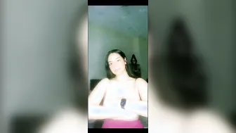 Hot Babe Revealing Her Big Assets On Camera Going Viral Fast