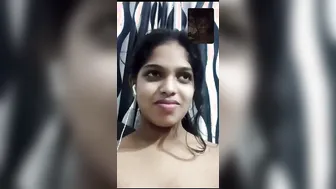 My GF Fingering Wet Pussy During Our Video Session