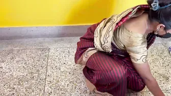 Hot Indian Slut Sucking Cock Like She Needs It Badly Right Now