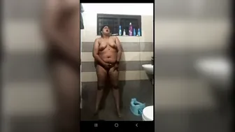 Chubby Married Woman Having Affair Caught Bathing And Fucking