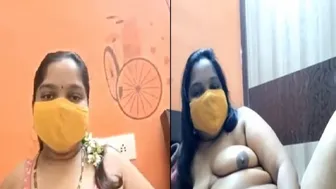 Telugu Wife Masturbating Live On Webcam Showing Her Body