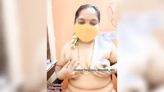 Telugu Wife Masturbating Live On Webcam Showing Her Body