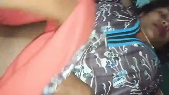 Slutty GF Fingering Her Hairy Pussy In The Bathroom