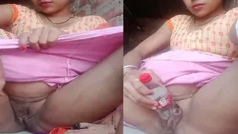 Lonely Bhabhi Fucking Herself With Bottle In Village Bedroom