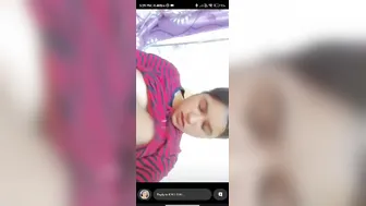 GF Showing Off Her Tits On Snapchat For Me