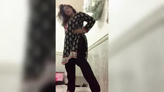 Naked Milf Fingering Herself In The Bathroom Amateur