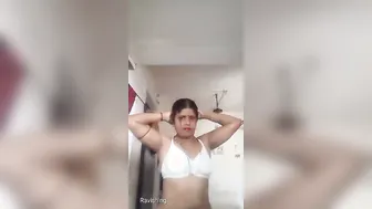 Village Aunty Getting Topless Showing Huge Tits Horny And Ready
